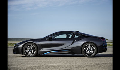 BMW i8 Plug-in Hybrid Sports Car 2013  side